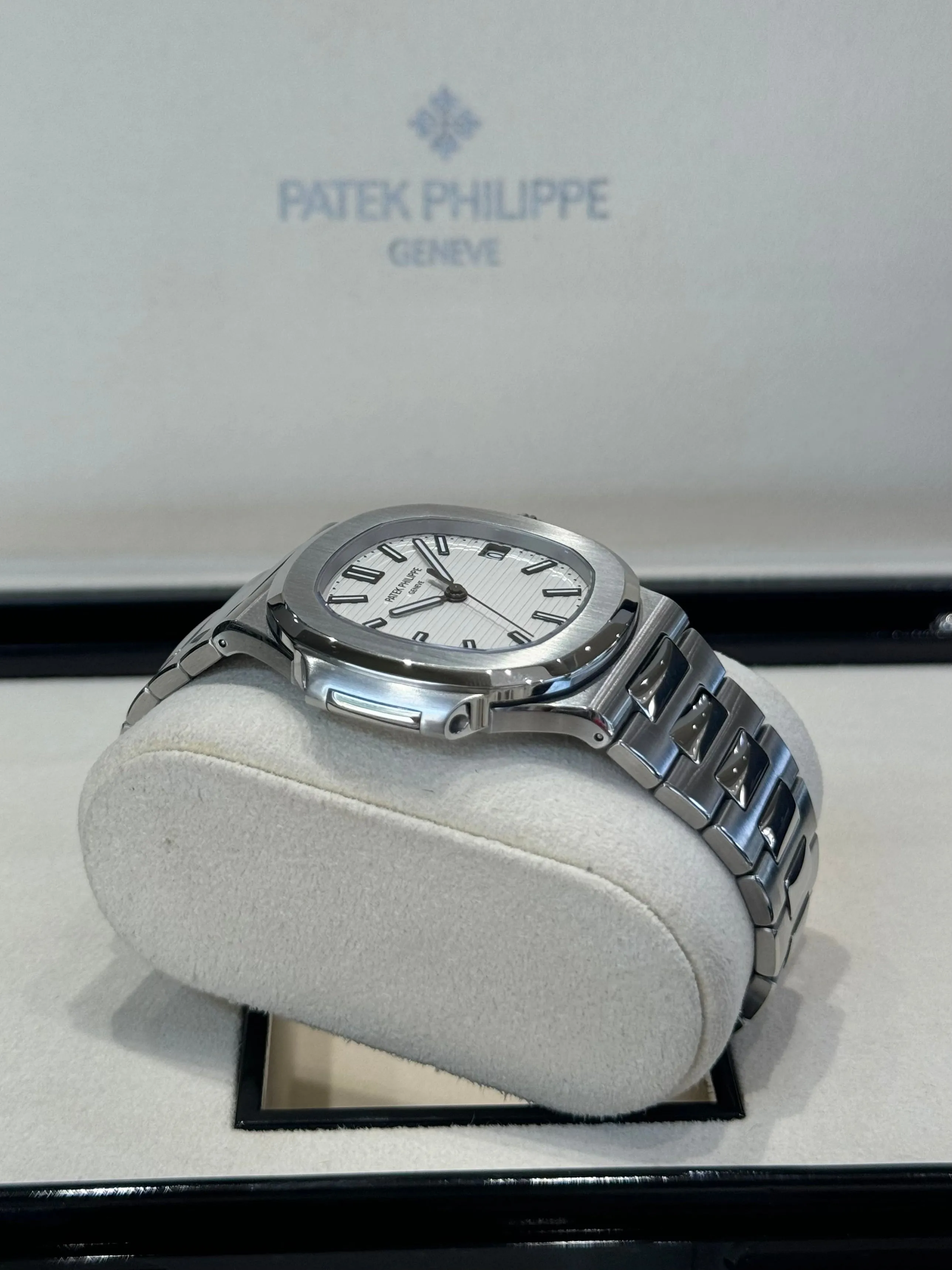 2018 Patek Philippe Nautilus 5711/1A-011