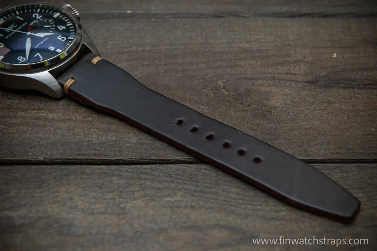 Leather watch strap 4 mm thick, Pilot model, handmade in Finland -19x16mm, 20x16mm, 21x18mm, 22x18mm, 23x20mm, 24x20mm.